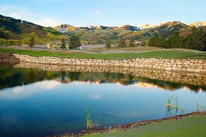 Grand Summit the Best Location in Canyons Village by RedAwning - Save 