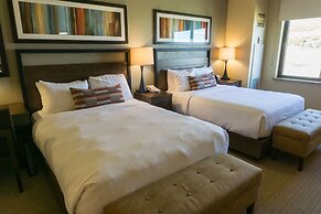 Exquisite Condo, Great for Families, Ski in/out by RedAwning - Save 20