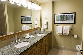 Exquisite Condo, Great for Families, Ski in/out by RedAwning - Save 20