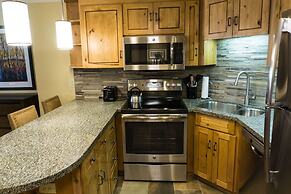 Prime Canyons Village ski in/out location by RedAwning - Save 20% on 7