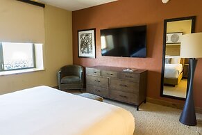 Grand Summit Hotel, a Ski in/out by RedAwning - Save 20% on 7+ Nights!