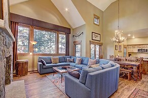 Premier 2-story Townhome Minutes From Winter Activities 3 Bedroom Town