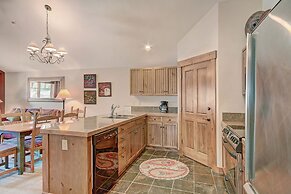 Bright + Scenic 2br - 7ppl Steps To Ski Lifts + Main Street 2 Bedroom 