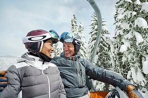 Elegant 3 Bedroom Condo Lodge at Vail by RedAwning - Save 20% on 7+ Ni