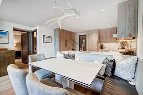 Elegant 3 Bedroom Condo Lodge at Vail by RedAwning - Save 20% on 7+ Ni