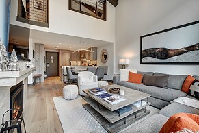 Elegant 3 Bedroom Condo Lodge at Vail by RedAwning - Save 20% on 7+ Ni