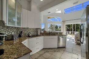 Wintergreen Ct. 859 Marco Island Vacation Rental 4 Bedroom Home by Red