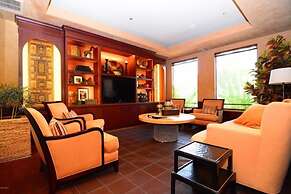 Scottsdale 2 Bedroom Condo by RedAwning