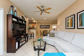 Scottsdale 2 Bedroom Condo by RedAwning