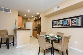 Scottsdale 2 Bedroom Condo by RedAwning