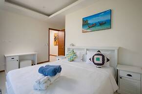 Laem Ka Residence by Tropiclook