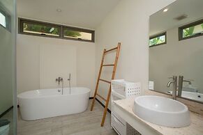 Laem Ka Residence by Tropiclook