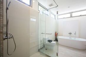 Laem Ka Residence by Tropiclook