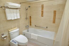 Green World Triplebeds Hotel