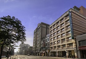 Green World Triplebeds Hotel