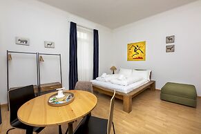Lugano Center GuestHouse