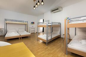 Lugano Center GuestHouse
