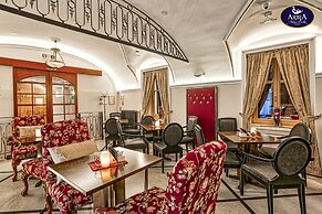 Arbia Dorka Heritage Palace