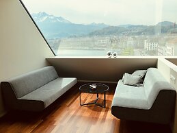 Lucerne Lake View Apartments