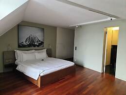 Lucerne Lake View Apartments