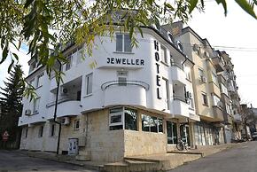 Hotel Jeweller