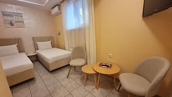 Hotel Jeweller