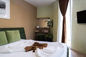 Hotel Jeweller