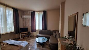 The English Guest House