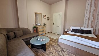 The English Guest House
