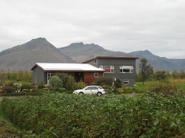 Dilksnes Guesthouse