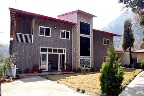 Damyanti Hotel And Resort