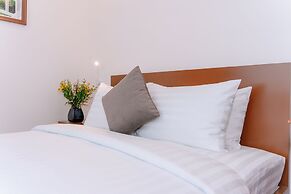 DAHLIALAND SAIGON HOTEL & SWIMMING POOL