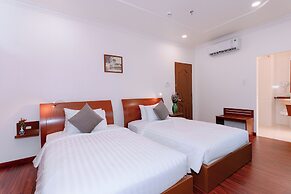 DAHLIALAND SAIGON HOTEL & SWIMMING POOL