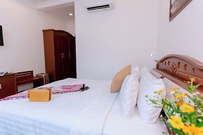 DAHLIALAND SAIGON HOTEL & SWIMMING POOL