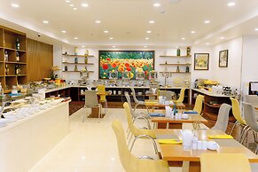 DAHLIALAND SAIGON HOTEL & SWIMMING POOL