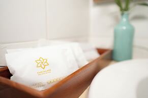 DAHLIALAND SAIGON HOTEL & SWIMMING POOL