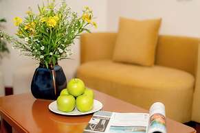 DAHLIALAND SAIGON HOTEL & SWIMMING POOL