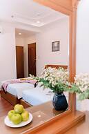 DAHLIALAND SAIGON HOTEL & SWIMMING POOL