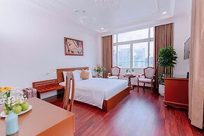 DAHLIALAND SAIGON HOTEL & SWIMMING POOL