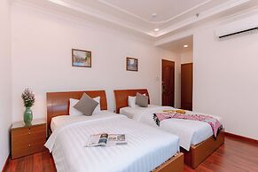 DAHLIALAND SAIGON HOTEL & SWIMMING POOL