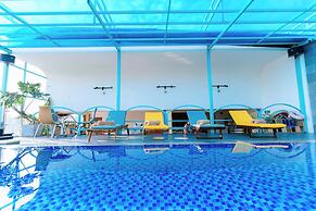 DAHLIALAND SAIGON HOTEL & SWIMMING POOL