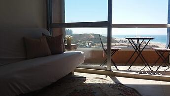 Cozy Sea View Apartment