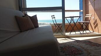 Cozy Sea View Apartment