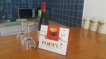 Cozy Sea View Apartment