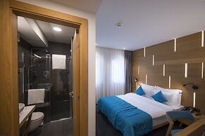 Hotel Sana