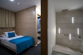 Hotel Sana