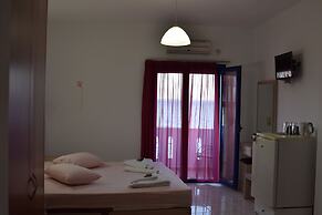 Paralia Rooms