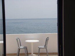 Paralia Rooms