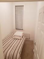 WOODLEIGH LUXURY 3 BEDROOMS HOUSE