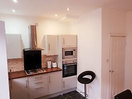 WOODLEIGH LUXURY 3 BEDROOMS HOUSE